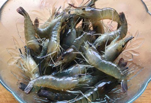 吃瓜吃虾的季节,瓜果飘香，虾蟹狂欢