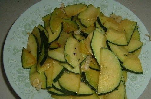 吃砍瓜用刮皮吗,轻松食用新体验