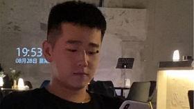 吃瓜博主猛男,揭秘娱乐圈那些不为人知的幕后故事